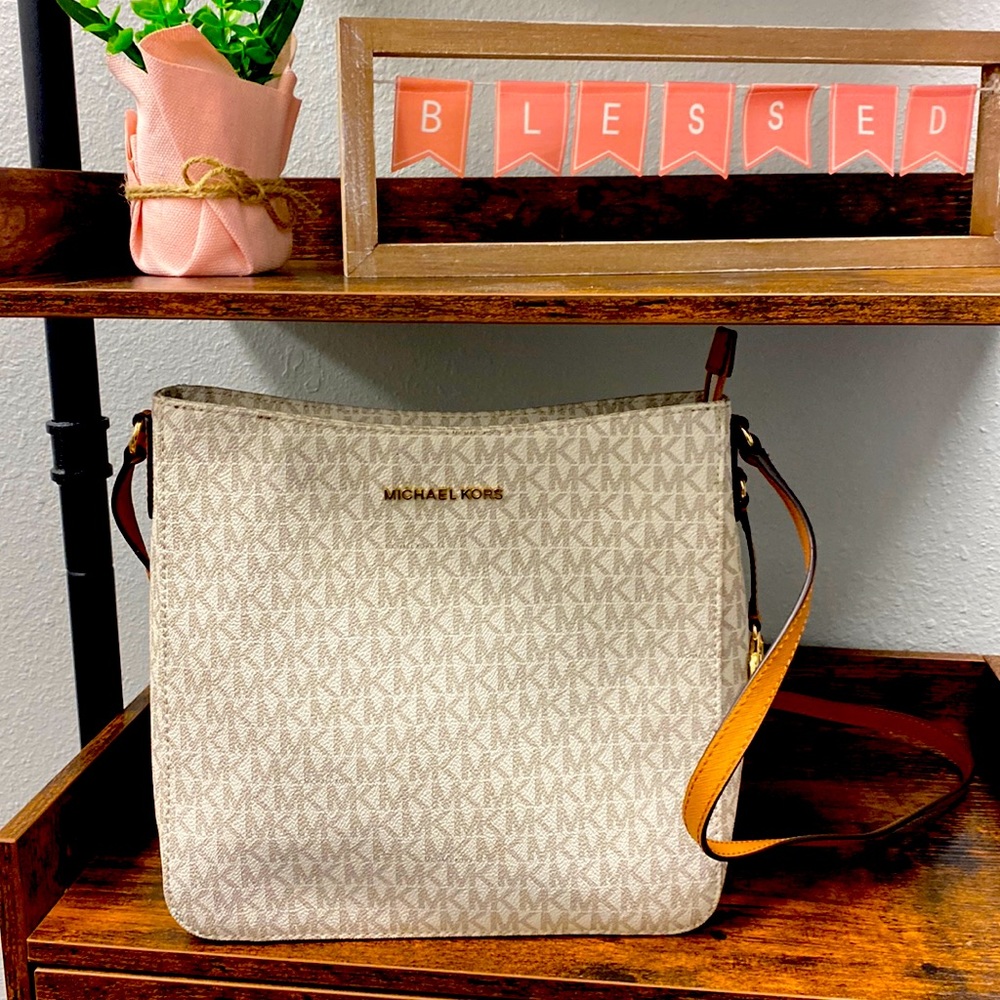 MK purse!